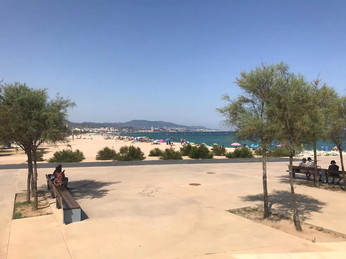 Hospedaje Dado De Baja Badalona Hotel en barco